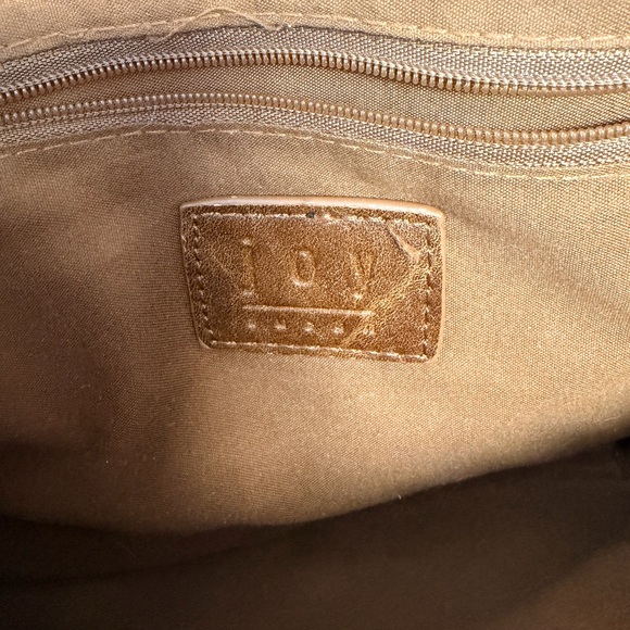 Joy Susan Cowhide Crossbody Bag - Picture 4 of 5